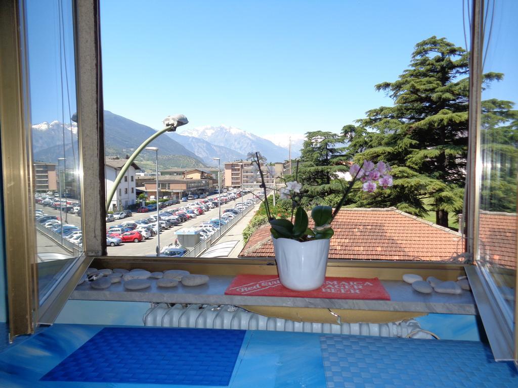 Alloggio Azzurro Cir Alloggio Turistico Vda Aosta 0099 Exterior foto