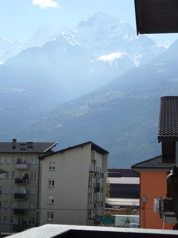 Alloggio Azzurro Cir Alloggio Turistico Vda Aosta 0099 Exterior foto